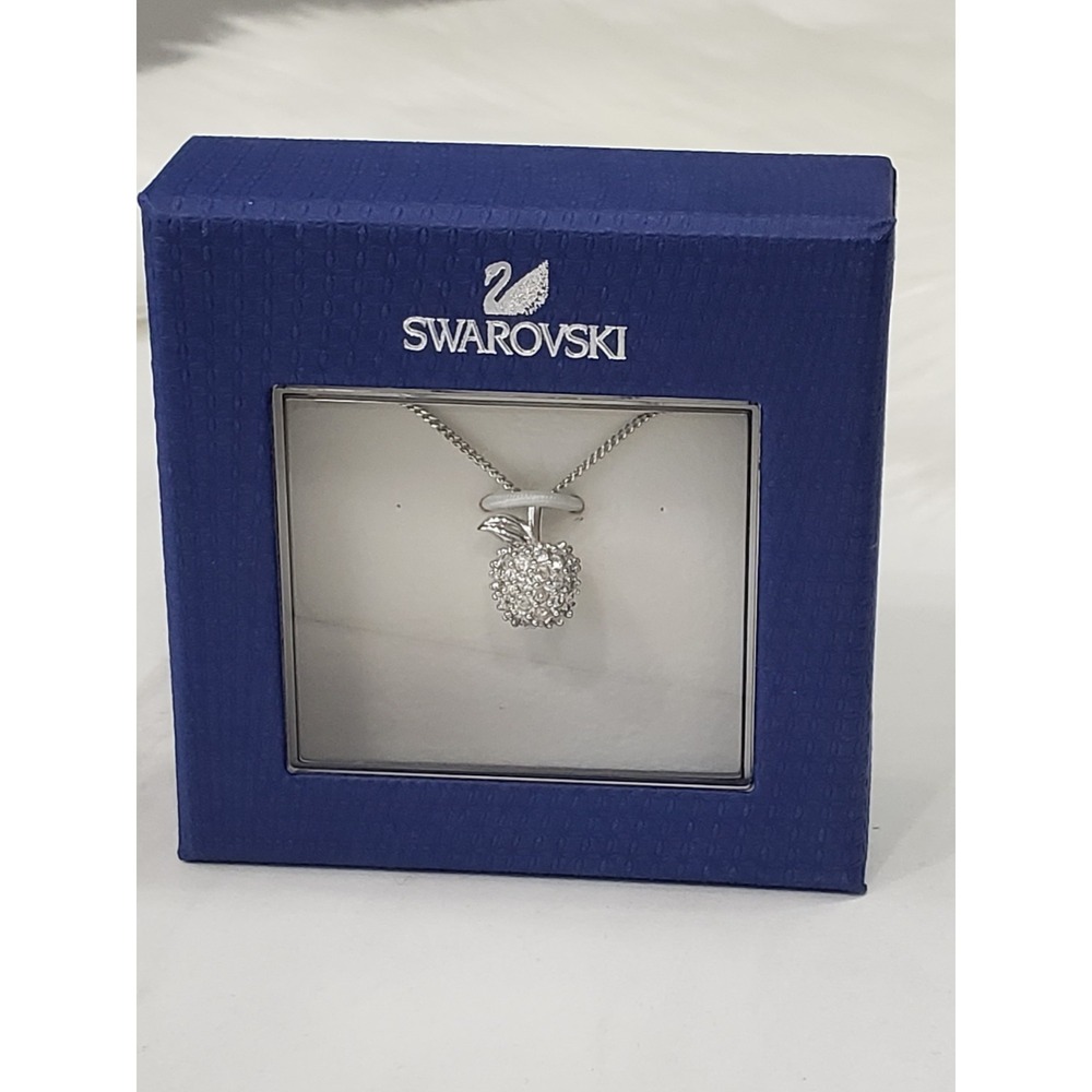 NEW SWAROVSKI Crystal Apple Pendant Necklace Silver Tone Chain fruit girl teen